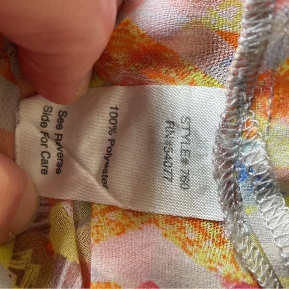 Cabi size L summer sleeveless blouse! Like new! Southwest, colorful, flattering - Picture 9 of 9